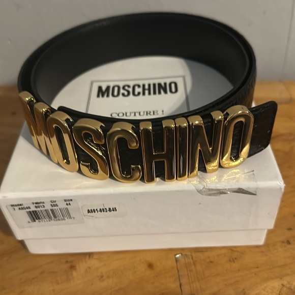 Moschino Accessories - Moschino women gold buckle belt. Moschino logo in gold